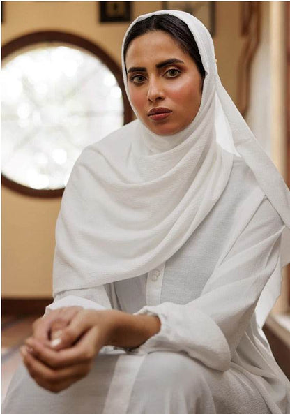 Abaya with Pockets – Elegant White Button-Down Style - SixtyOneShop