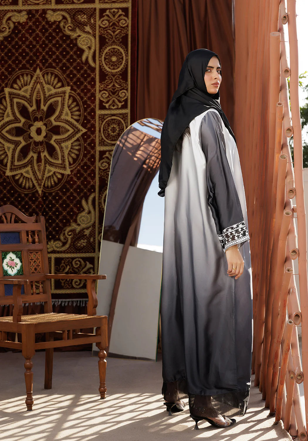 Luxury Abaya – Twilight Weave Signature Collection