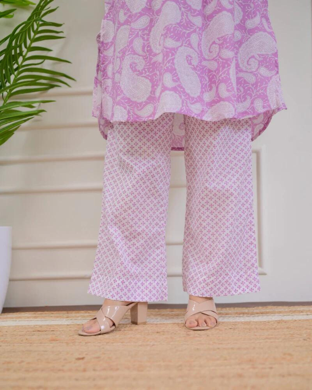 Lilac Paisley V Neck Cotton Co-ord Wariza