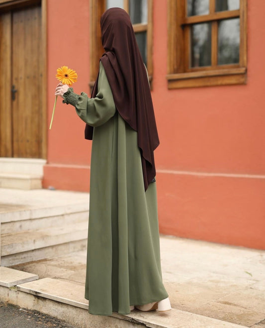 Luxe Modest Abaya – Elegant Everyday Wear | Saudi & Gulf Fashion Trend the-stylefits
