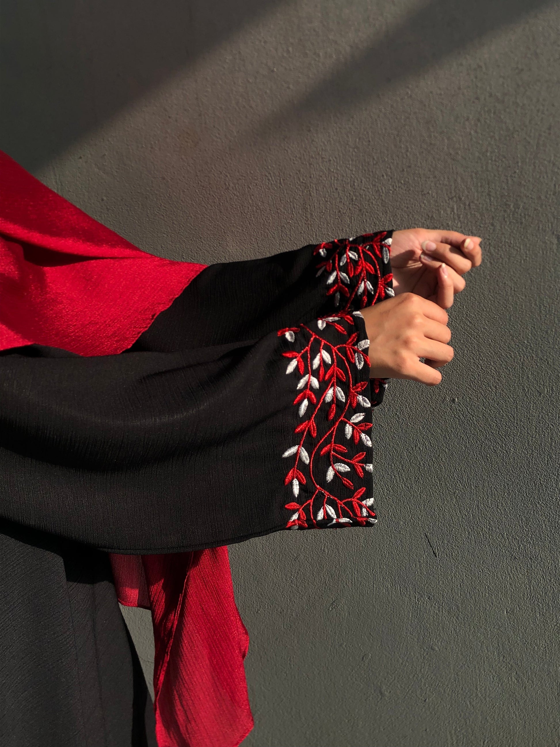 ORCHID - Embroidered Abaya the-stylefits