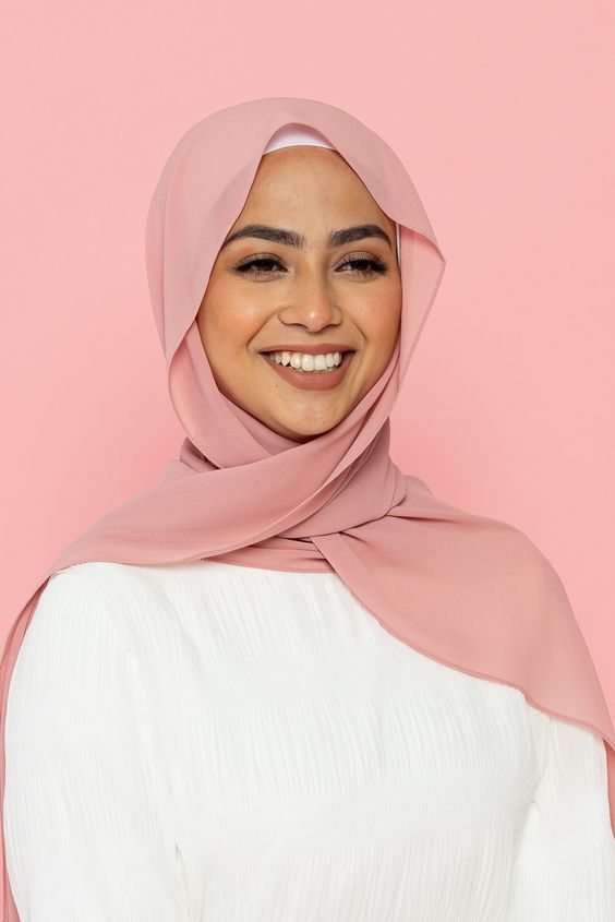 Essential Chiffon Hijab - Nude Pink the-stylefits