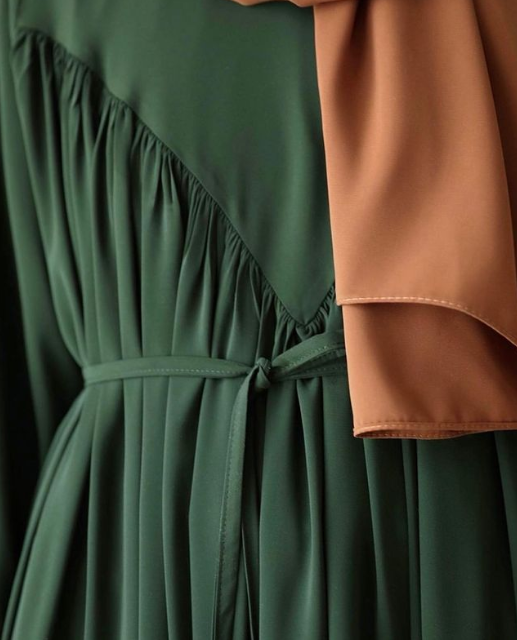 OLIVE - V Pleated Abaya the-stylefits