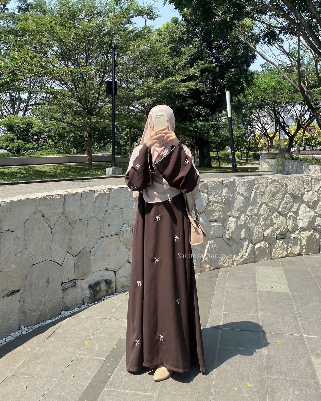Bow Embroidered Abaya – Elegant Modest Wear for Women the-stylefits