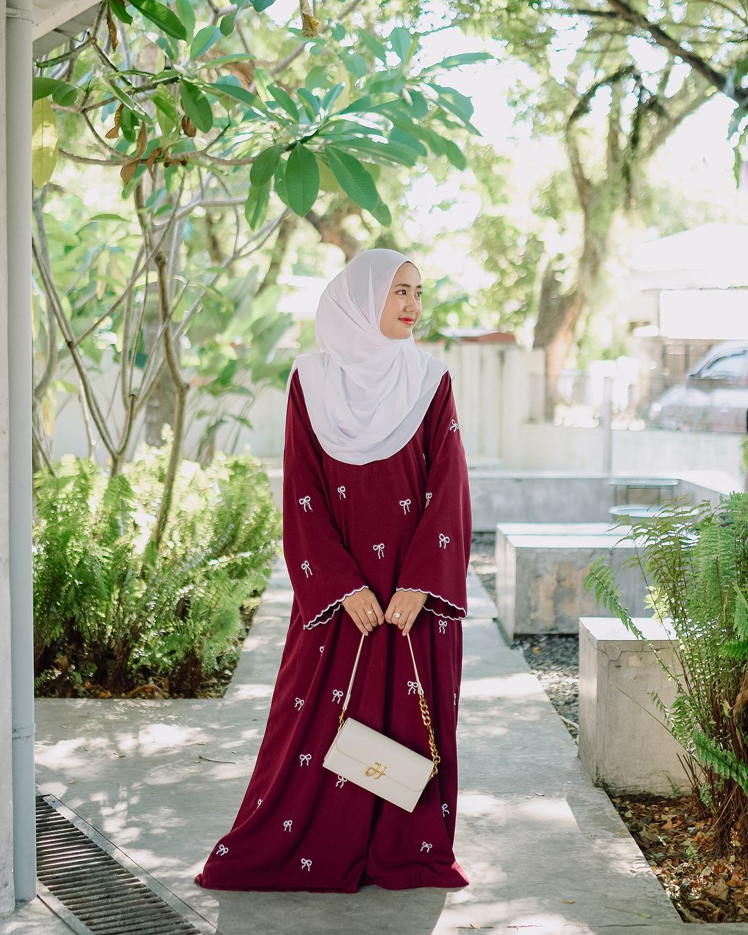 Bow Embroidered Abaya – Elegant Modest Wear for Women the-stylefits