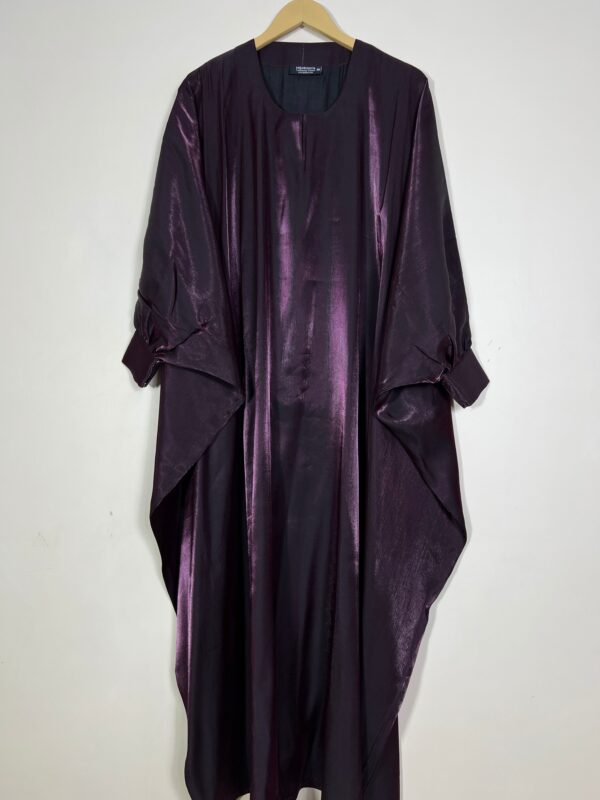 Luxury Glossy Plum Abaya – Silk Finish Evening Kaftan for Women