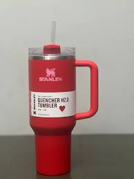 Stanley Quencher H2.0 FlowState Tumbler – 40 oz (Red, With Handle & Straw)